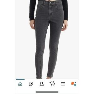 Levi's 721 NWOT‎ Junior women SIZE 31